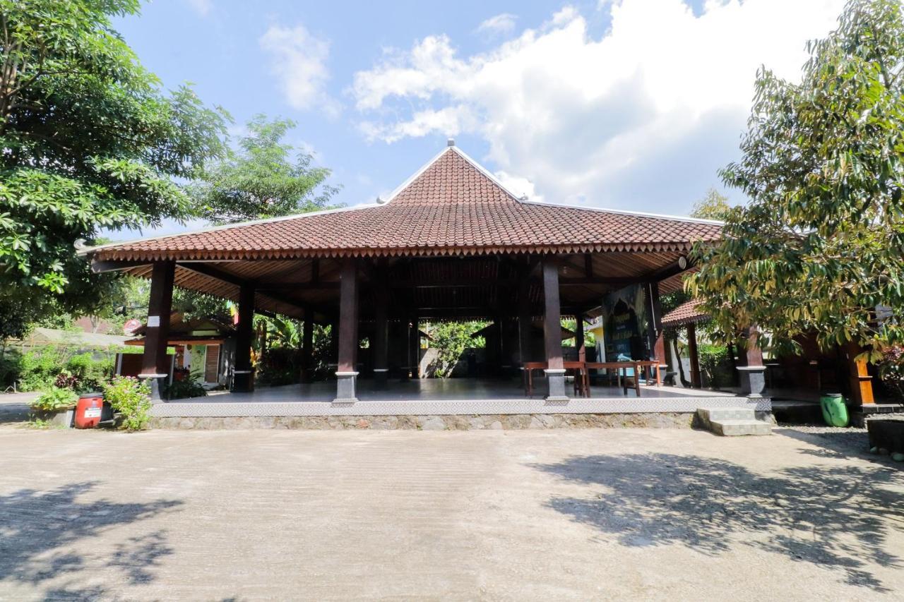 Hotel Omah Rohadi Syariah By Ndalem Beong Magelang Exterior foto